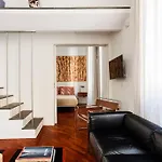 Lo Studio, Napoli