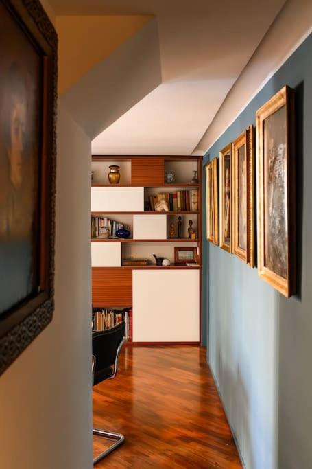 Lo Studio, * Naples